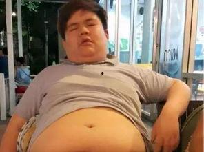 300斤女胖子照片