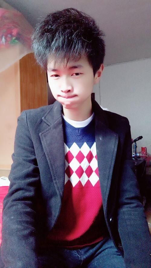 李冠豪个人资料,才华横溢的年轻才俊，多领域成就斐然